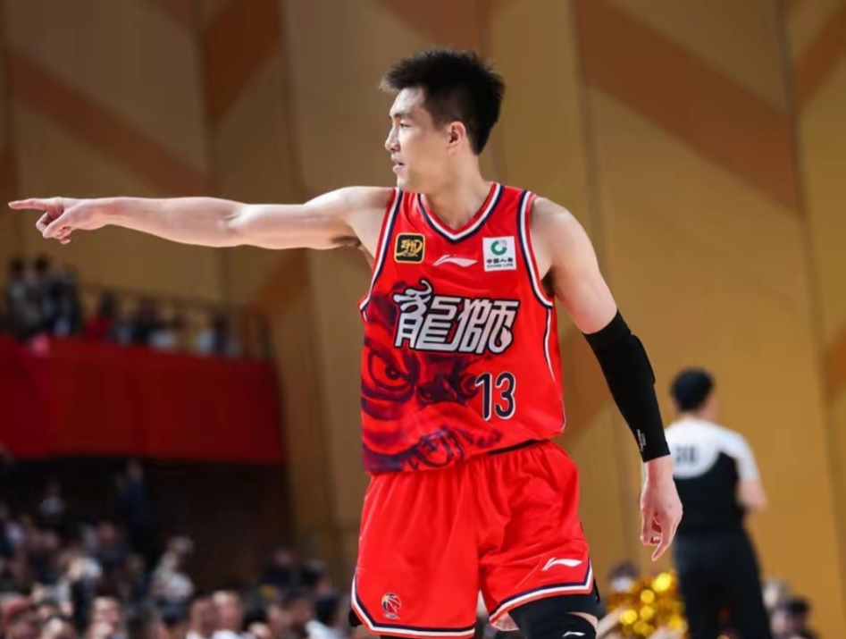 赛前体能课后，底特律活塞扳平良机备战CBA常规赛，话题不断，训练强度明显提升的简单介绍-9Game